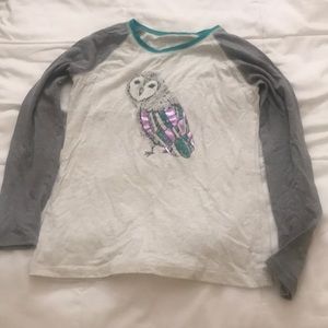 Cute little owl pajama or chilling long sleeve girls top.